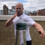 Bottle Cap Challenge là gì? Tại sao Bottle Cap Challenge gây sốt khắp thế giới?