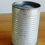 Từ ‘lon’ trong tiếng Việt nghĩa là gì?