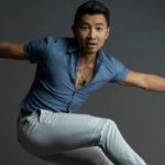 Simu Liu là ai mà hóa thân siêu anh hùng Shang-Chi của Marvel?