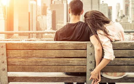 Cách gây ấn tượng với câu hỏi hẹn hò lần đầu, lần thứ hai và lần thứ ba