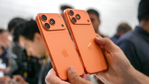 So sánh iPhone 17 Pro và 17 Pro Max: Nên mua dòng nào?